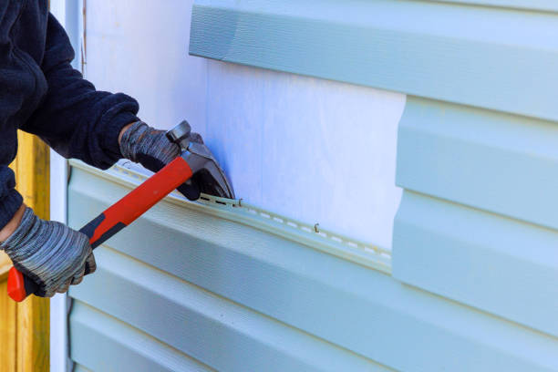 Reliable Siding Repair contractor in Albion, IL by Creative Siding